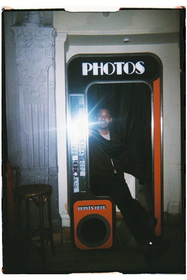 Disposable camera frame